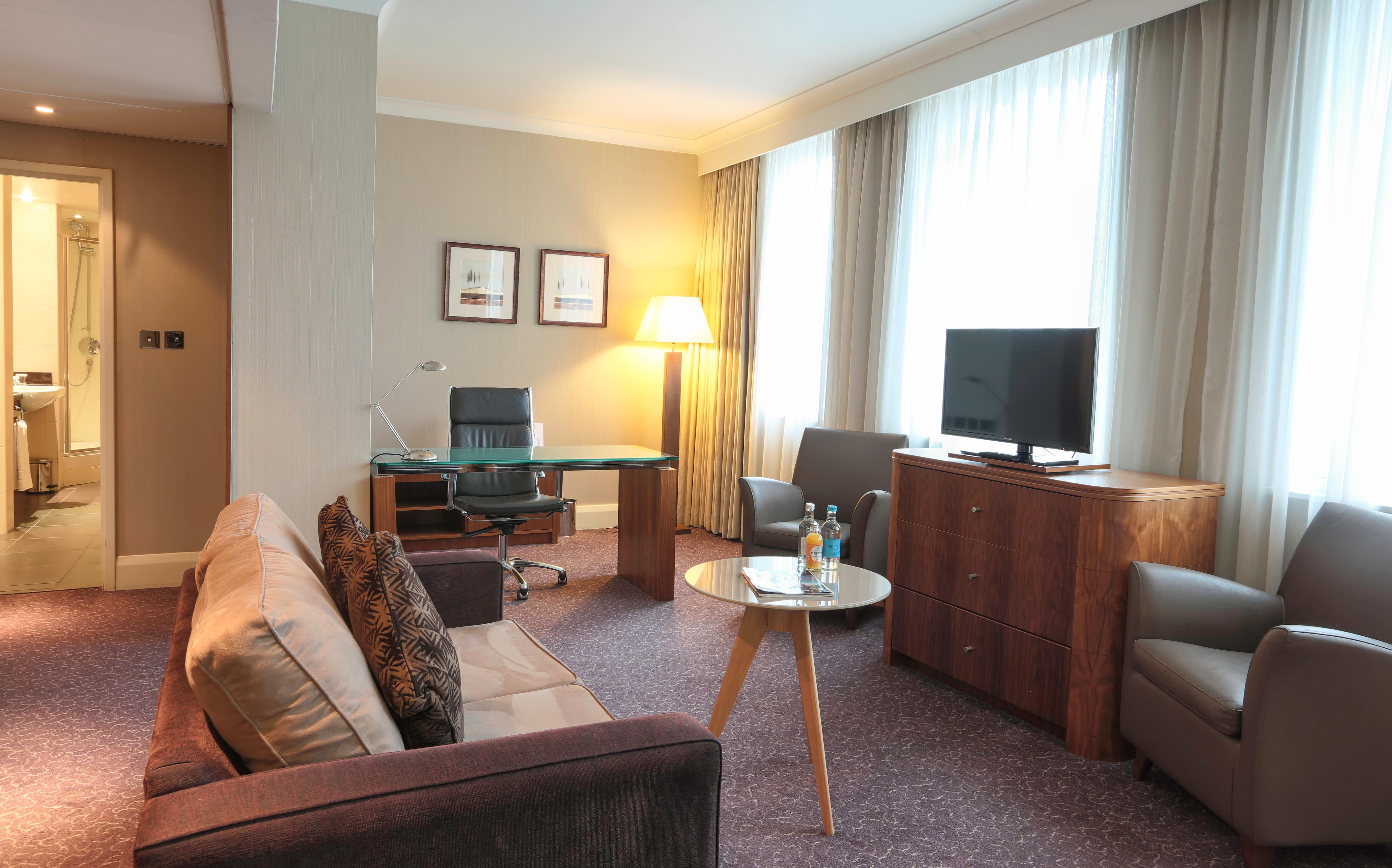 מלון Crowne Plaza London Ealing By Ihg מראה חיצוני תמונה