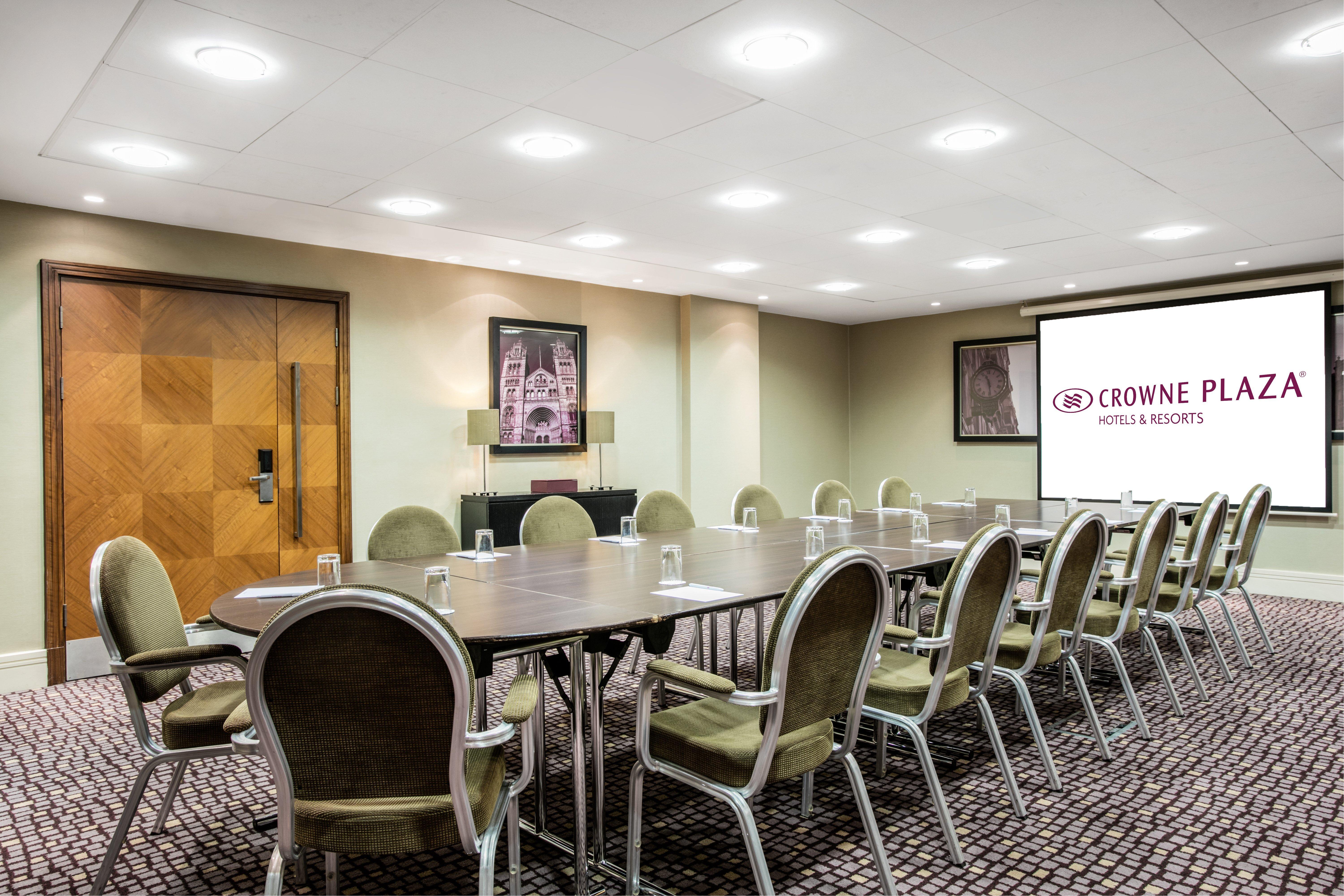 מלון Crowne Plaza London Ealing By Ihg מראה חיצוני תמונה