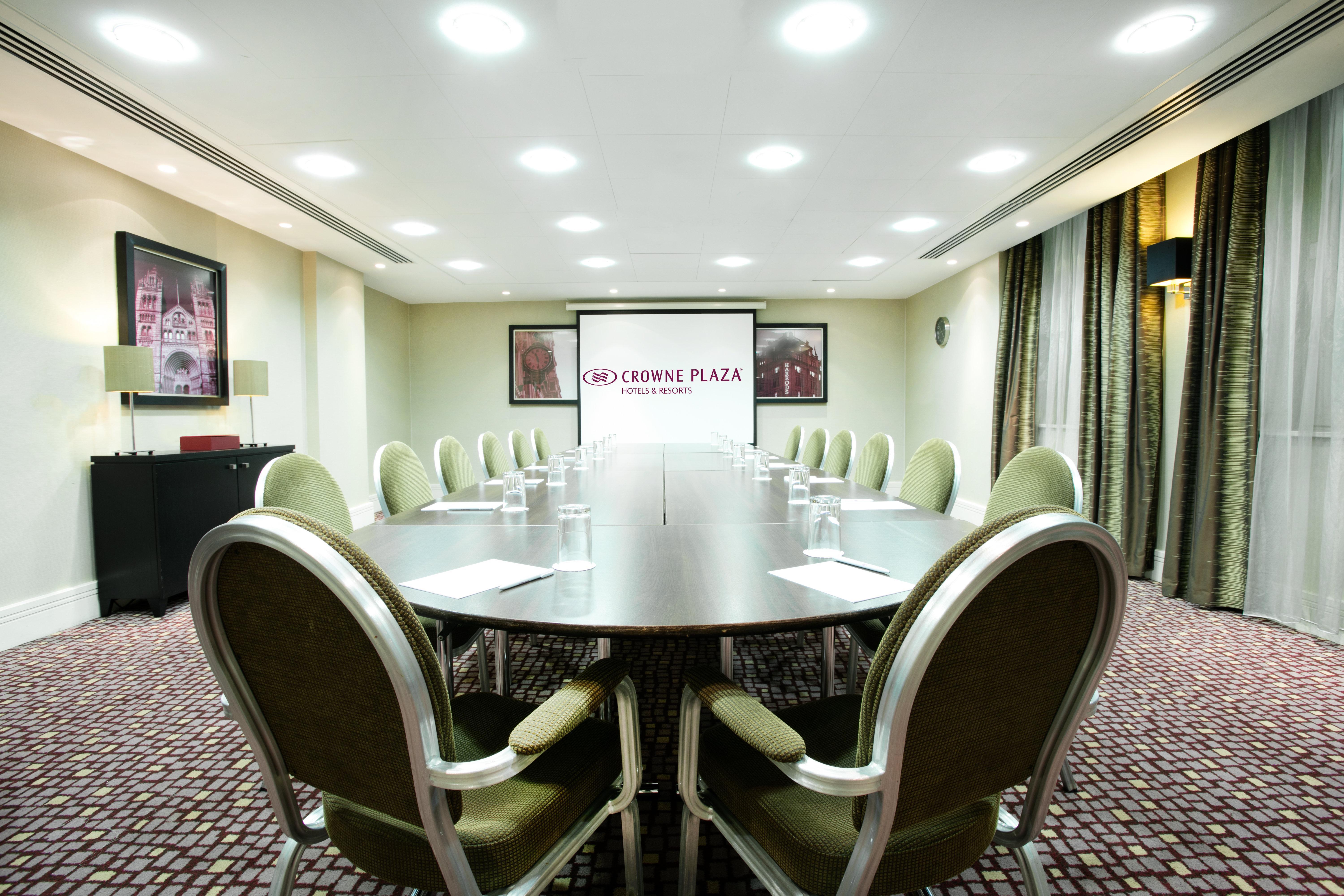 מלון Crowne Plaza London Ealing By Ihg מראה חיצוני תמונה