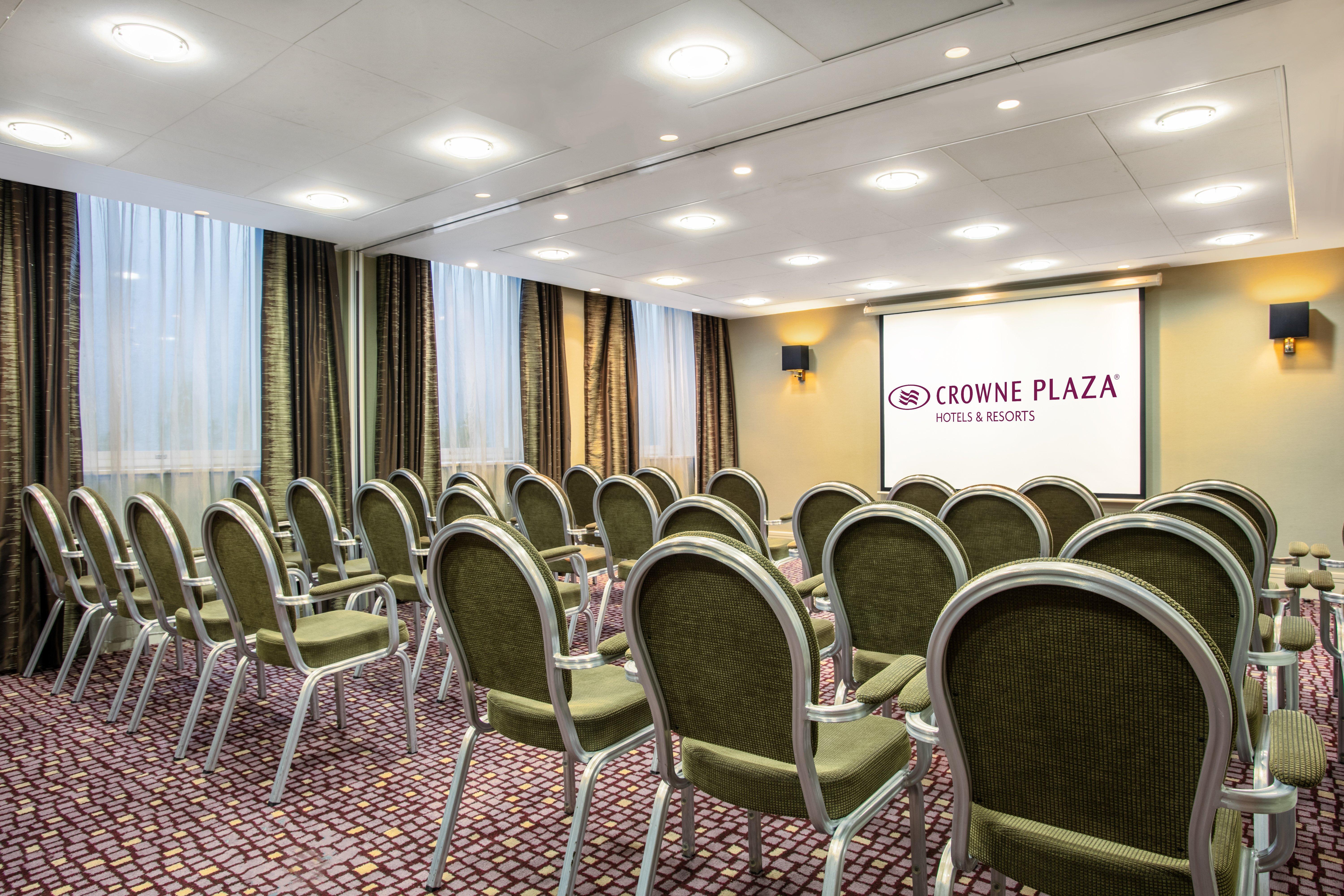 מלון Crowne Plaza London Ealing By Ihg מראה חיצוני תמונה