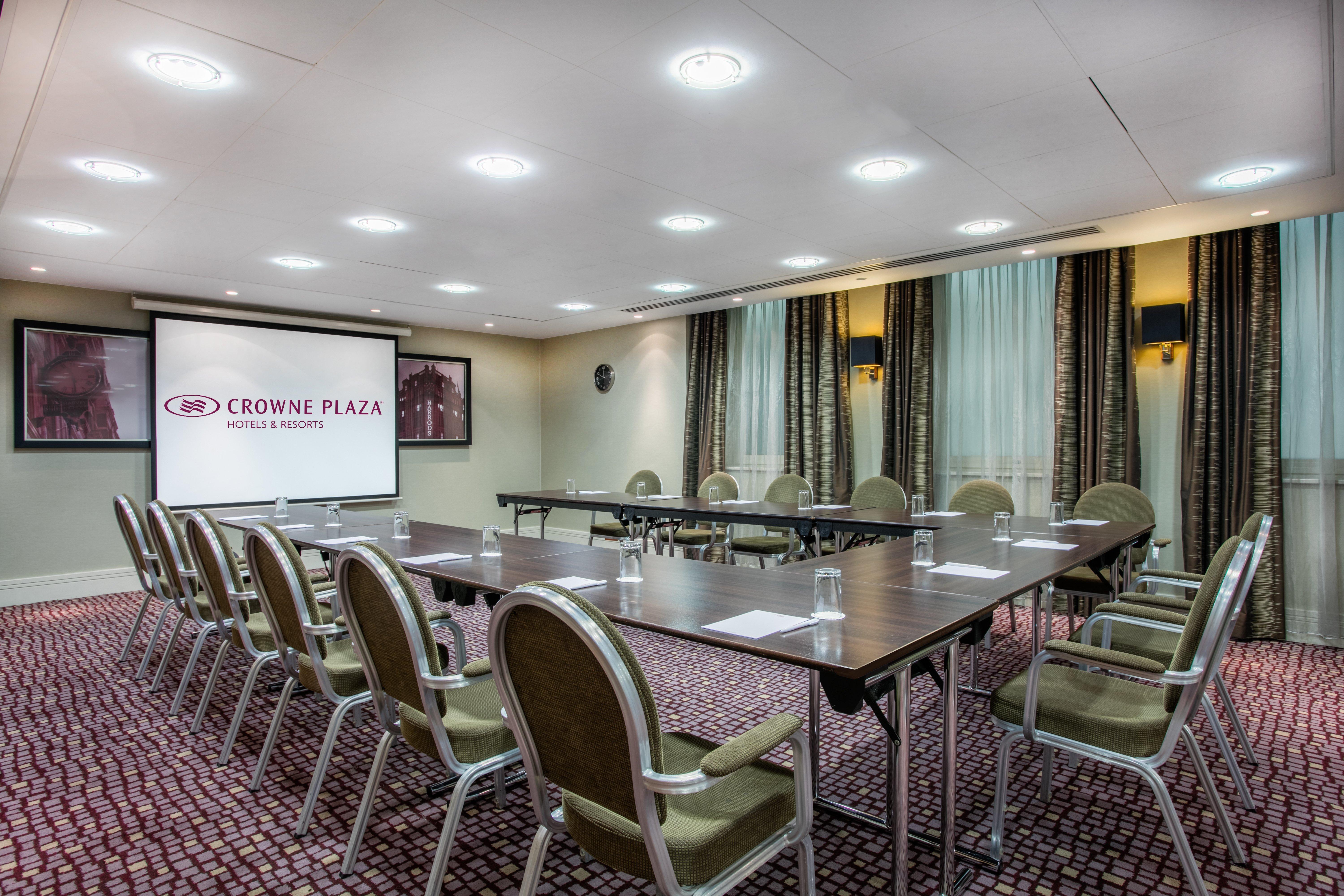 מלון Crowne Plaza London Ealing By Ihg מראה חיצוני תמונה