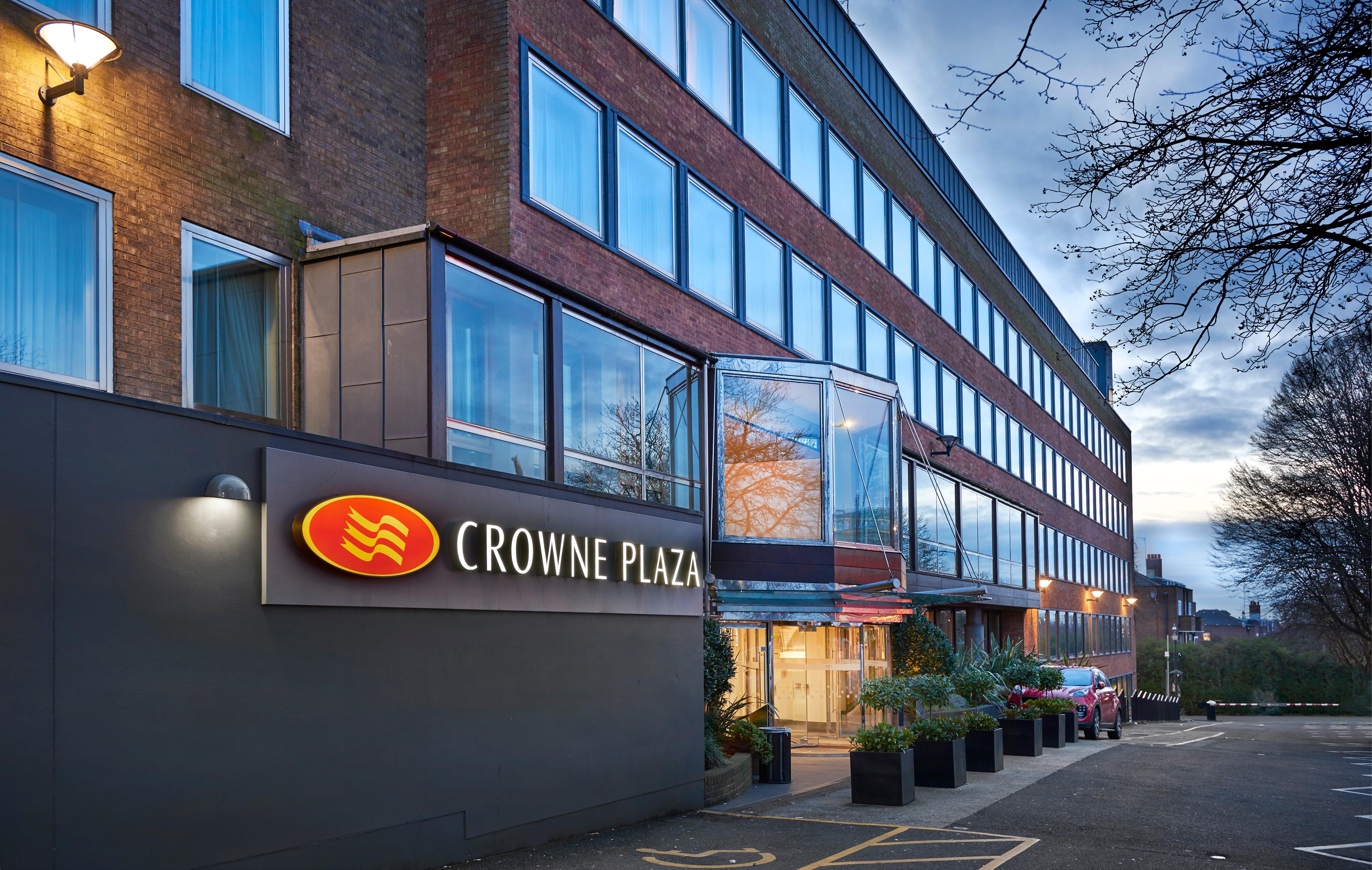 מלון Crowne Plaza London Ealing By Ihg מראה חיצוני תמונה